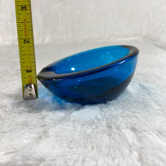 Viking Glass cobalt blue  Horseshoe Epic Orb  Ashtray MCM Heavy weight 1960's - Picture 10 of 11